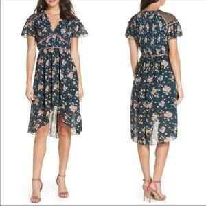 NWT Chelsea28 Green Branching Lilies Flutter Sleeve Pleated Detail Flora…